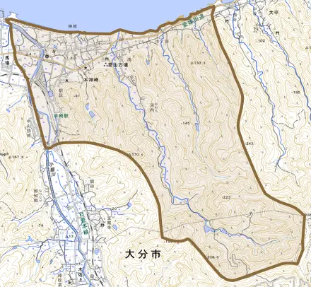 大字本神崎とその周辺の地図。町の範囲を重ねている
