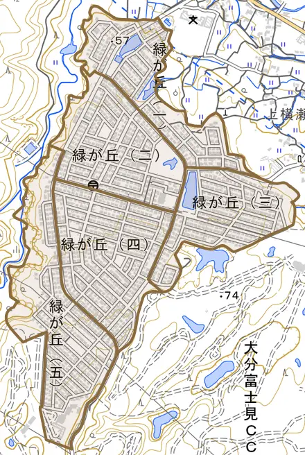 緑が丘とその周辺の地図。町の範囲を重ねている