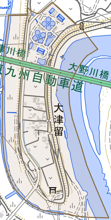 大字大津留とその周辺の地図。町の範囲を重ねている