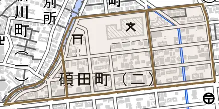 碩田町とその周辺の地図。町の範囲を重ねている