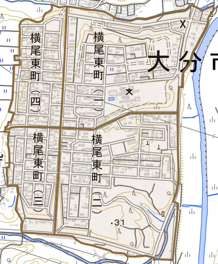 横尾東町とその周辺の地図。町の範囲を重ねている