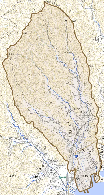 大字戸穴とその周辺の地図。町の範囲を重ねている