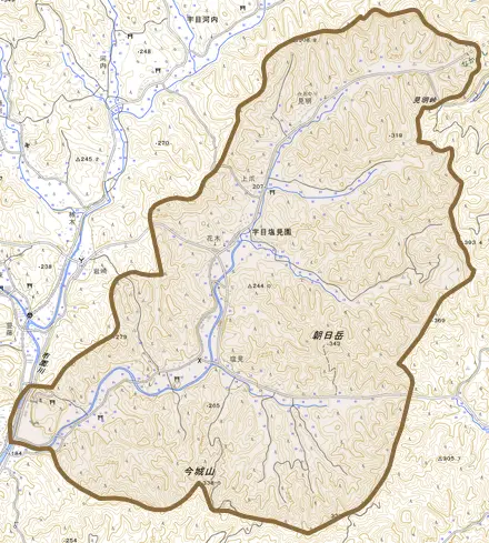 宇目大字塩見園とその周辺の地図。町の範囲を重ねている