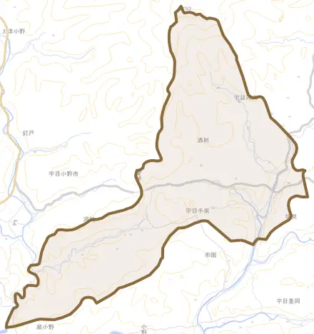 宇目大字千束とその周辺の地図。町の範囲を重ねている