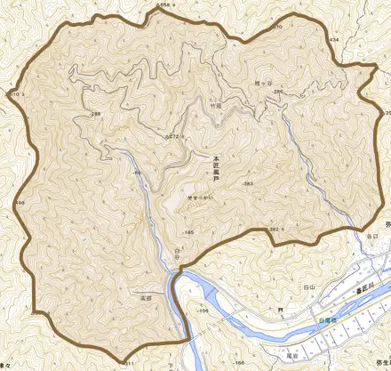 本匠大字風戸とその周辺の地図。町の範囲を重ねている