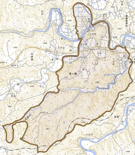 大字君ケ園とその周辺の地図。町の範囲を重ねている