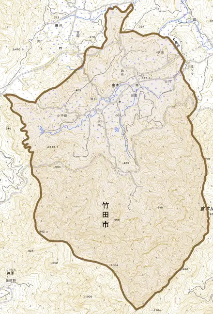 大字倉木とその周辺の地図。町の範囲を重ねている