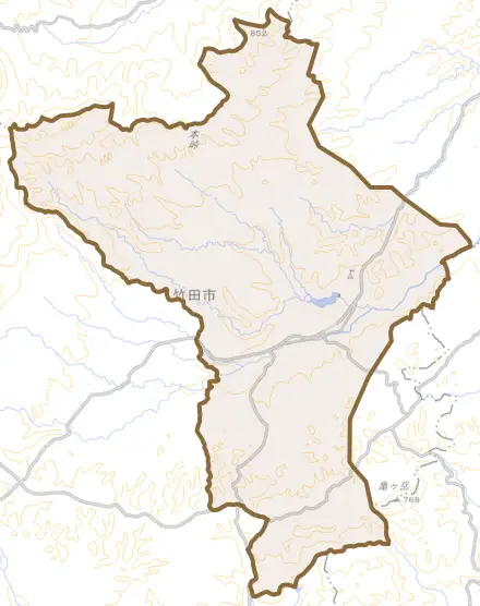 直入町大字長湯とその周辺の地図。町の範囲を重ねている