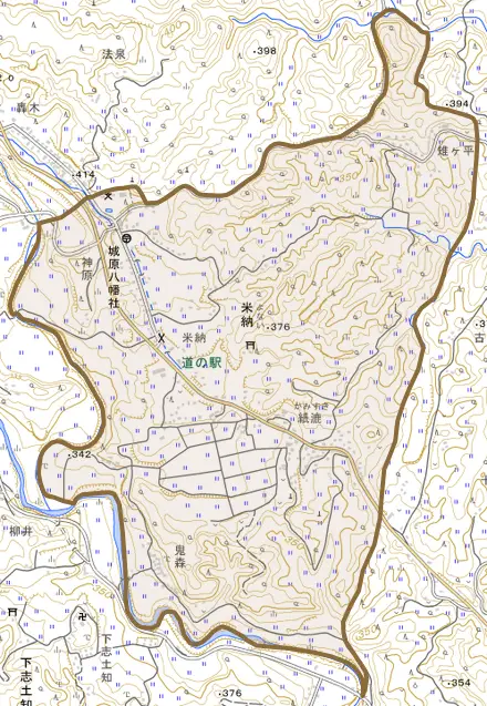大字米納とその周辺の地図。町の範囲を重ねている
