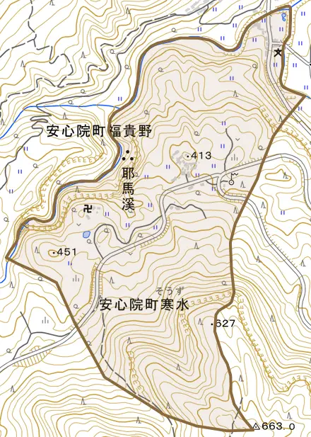 安心院町福貴野とその周辺の地図。町の範囲を重ねている