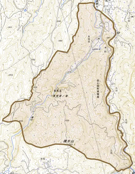 安心院町東椎屋とその周辺の地図。町の範囲を重ねている