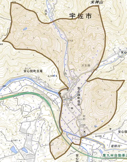 安心院町佐田とその周辺の地図。町の範囲を重ねている
