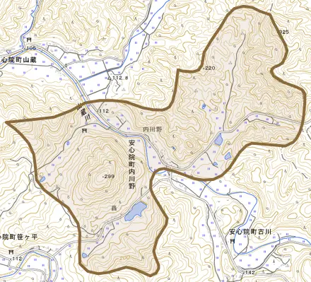 安心院町内川野とその周辺の地図。町の範囲を重ねている