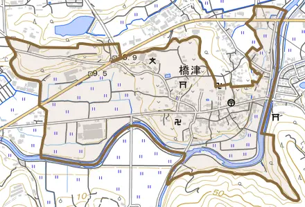 大字橋津とその周辺の地図。町の範囲を重ねている