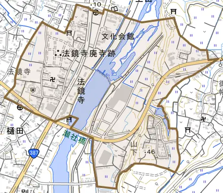 大字法鏡寺とその周辺の地図。町の範囲を重ねている
