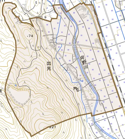 大字出光とその周辺の地図。町の範囲を重ねている