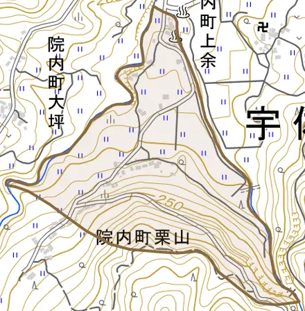院内町上余とその周辺の地図。町の範囲を重ねている