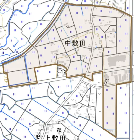 大字中敷田とその周辺の地図。町の範囲を重ねている