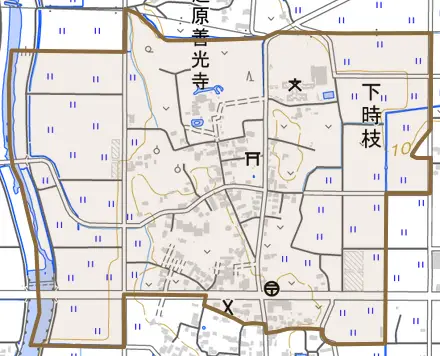 大字下時枝とその周辺の地図。町の範囲を重ねている