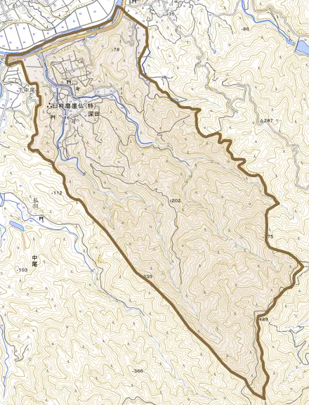 大字深田とその周辺の地図。町の範囲を重ねている