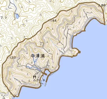 大字中津浦とその周辺の地図。町の範囲を重ねている