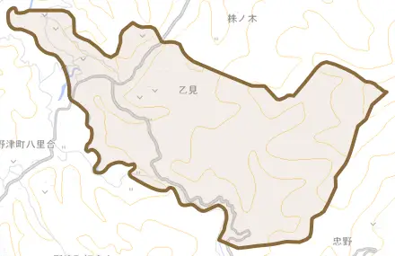 大字乙見とその周辺の地図。町の範囲を重ねている