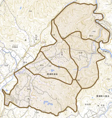 野津町大字老松とその周辺の地図。町の範囲を重ねている