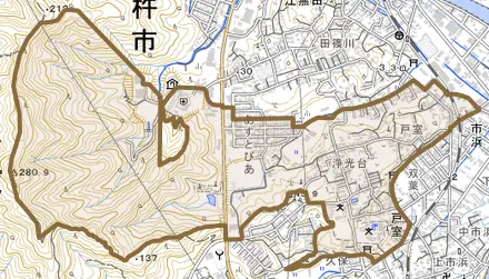 大字戸室とその周辺の地図。町の範囲を重ねている