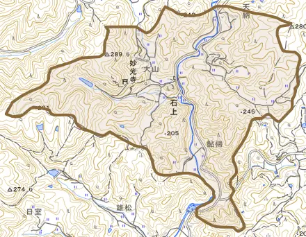 石上とその周辺の地図。町の範囲を重ねている