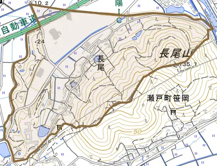 長尾とその周辺の地図。町の範囲を重ねている