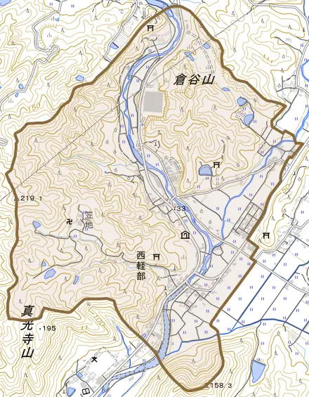 西軽部とその周辺の地図。町の範囲を重ねている