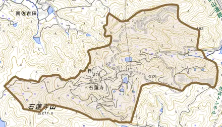 石蓮寺とその周辺の地図。町の範囲を重ねている