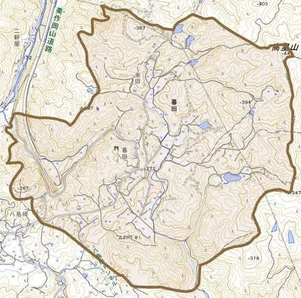 暮田とその周辺の地図。町の範囲を重ねている