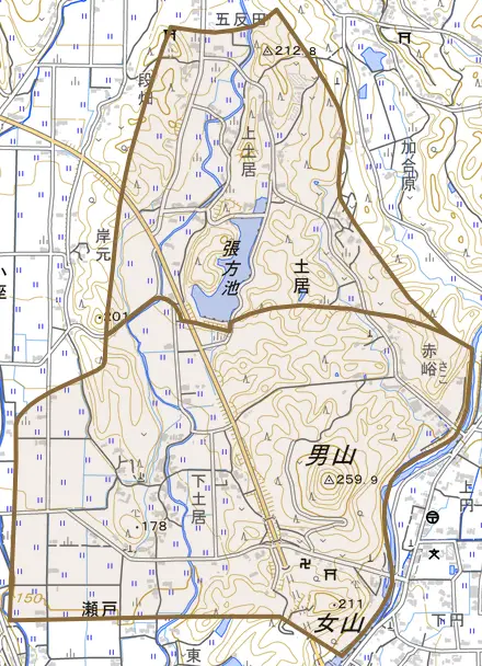 土居とその周辺の地図。町の範囲を重ねている