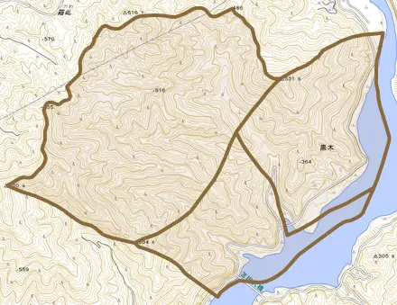 黒木とその周辺の地図。町の範囲を重ねている