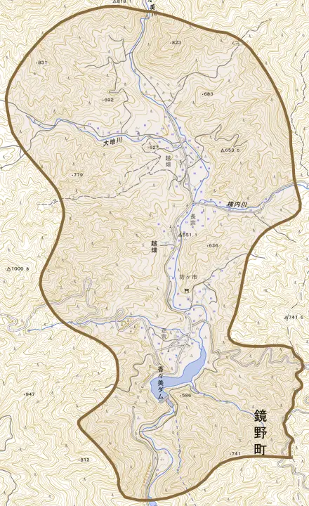 越畑とその周辺の地図。町の範囲を重ねている