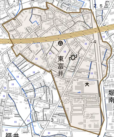 東富井とその周辺の地図。町の範囲を重ねている