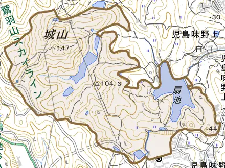児島味野城山とその周辺の地図。町の範囲を重ねている