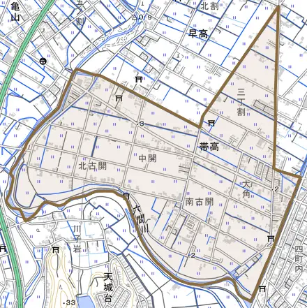 帯高とその周辺の地図。町の範囲を重ねている