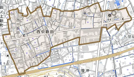 西中新田とその周辺の地図。町の範囲を重ねている