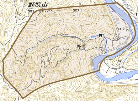 野原とその周辺の地図。町の範囲を重ねている