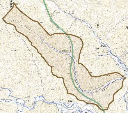 山田とその周辺の地図。町の範囲を重ねている