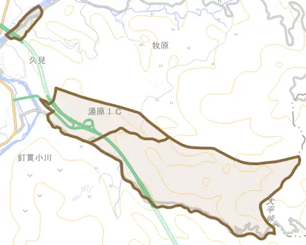 社とその周辺の地図。町の範囲を重ねている