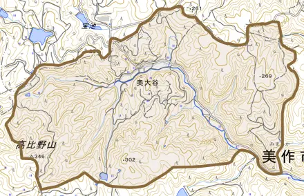 奥大谷とその周辺の地図。町の範囲を重ねている