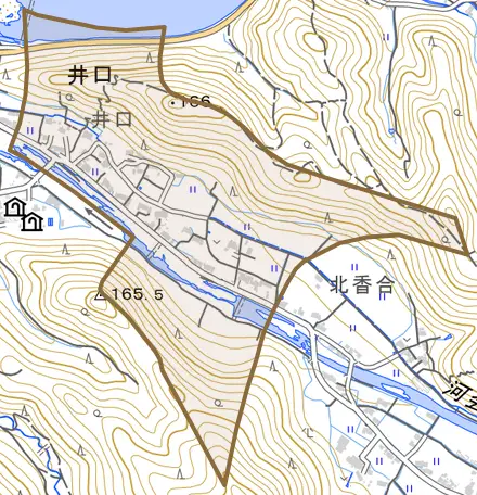 井口とその周辺の地図。町の範囲を重ねている