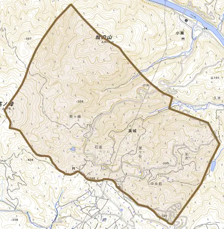 高城とその周辺の地図。町の範囲を重ねている