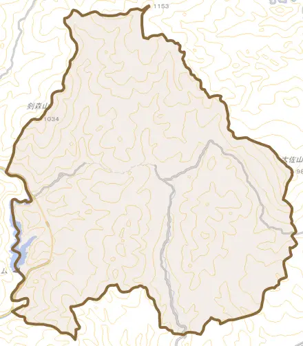 菅生とその周辺の地図。町の範囲を重ねている