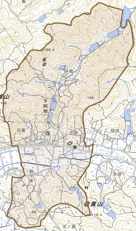 下阿知とその周辺の地図。町の範囲を重ねている