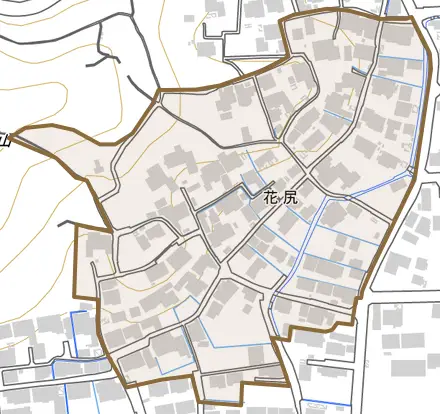 花尻とその周辺の地図。町の範囲を重ねている