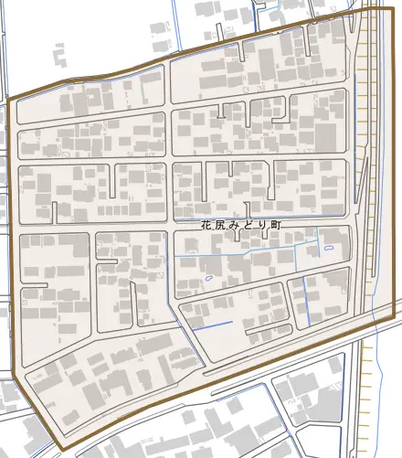 花尻みどり町とその周辺の地図。町の範囲を重ねている